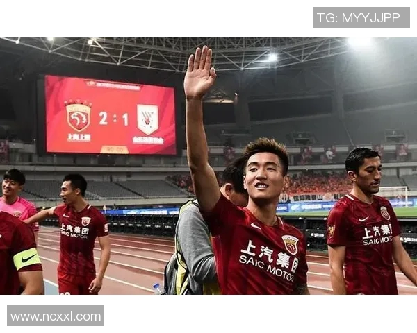 球星卡挂件足球C罗是否适合使用与收藏价值分析 球星卡挂件足球C罗是否适合使用与收藏价值分析