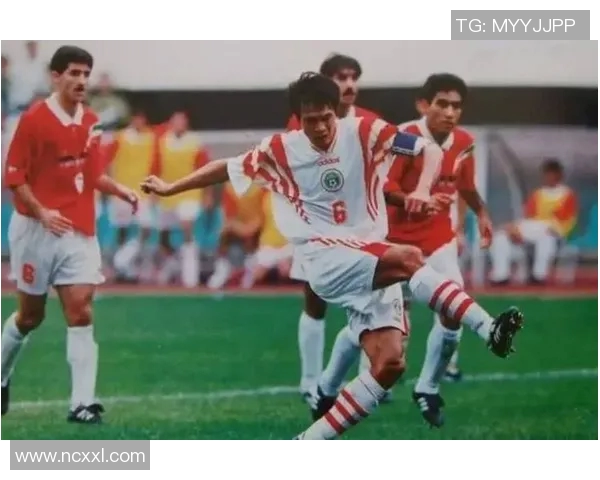 1985年中国足球球星的崛起与辉煌历程揭秘 1985年中国足球球星的崛起与辉煌历程揭秘